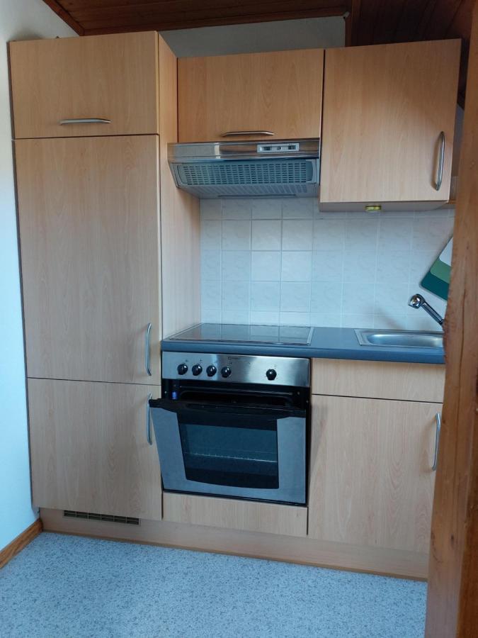 Dachgeschosswohnung Mit Burgblick In Kues ベルンカステル・クース エクステリア 写真